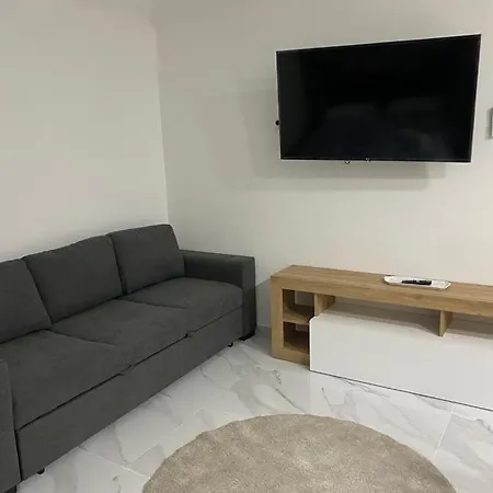 House Pompei * نابولي